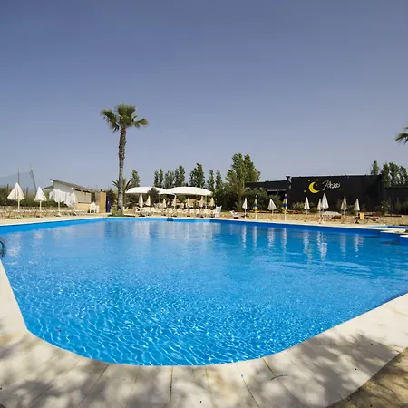 Ośrodek wypoczynkowy Zahira 4*